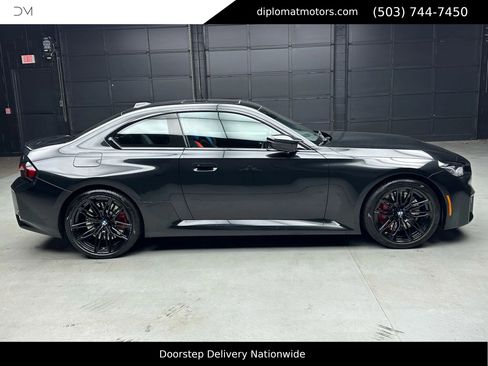 Used 2024 BMW M2 w/ Lighting Package image 9