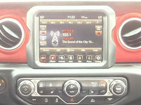 Used 2021 Jeep Gladiator Rubicon image 21
