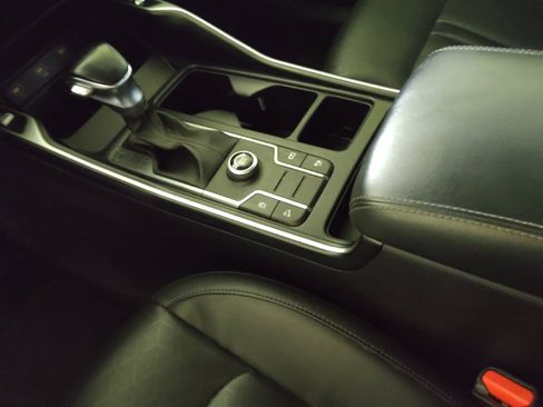 Used 2021 Kia Sorento S w/ Panoramic Sunroof Package image 26