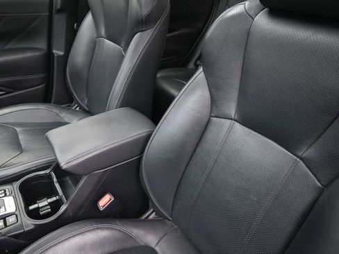 Used 2020 Subaru Forester Limited image 18