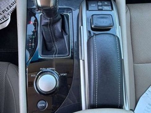 Used 2016 Lexus GS 200t 200t image 7