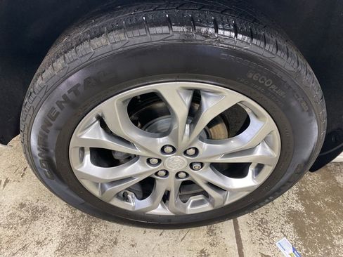 Used 2021 Buick Enclave Avenir w/ Avenir Technology Package image 14