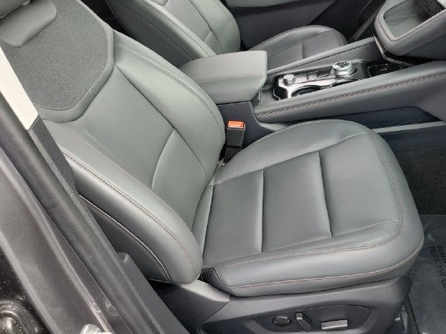 Used 2025 Ford Explorer Active w/ Active Comfort Package RWD image 16