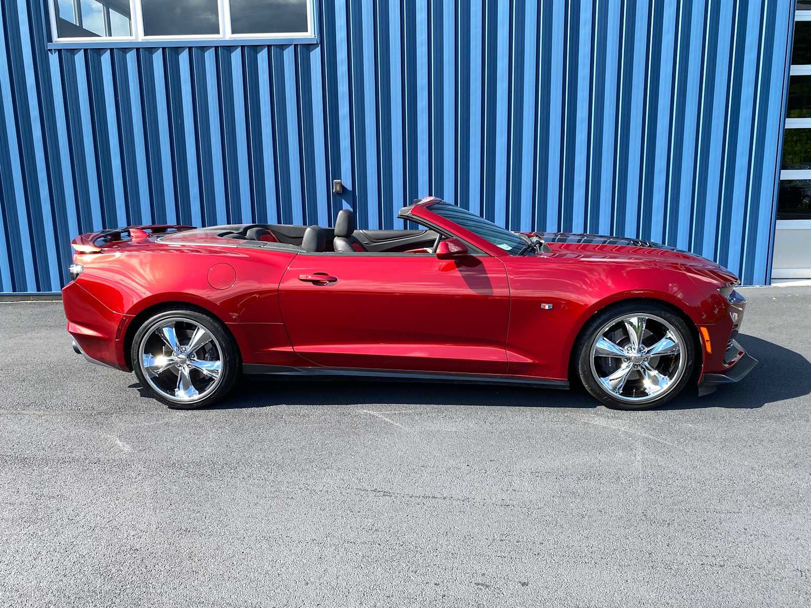 Used 2022 Chevrolet Camaro SS RWD image 14