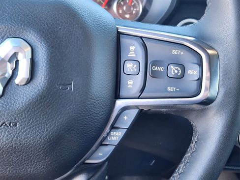 Used 2025 RAM 1500 Laramie image 17