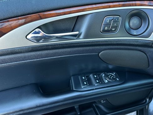 Used 2019 Lincoln MKZ Reserve w/ Reserve Plus Package image 10