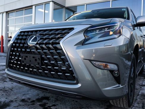 Used 2022 Lexus GX 460 Premium image 11