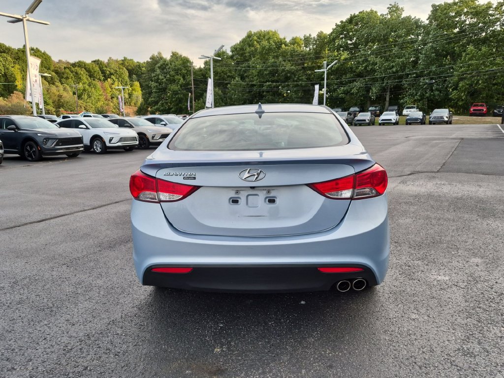 Used 2013 Hyundai Elantra SE w/ Technology Pkg FWD image 8