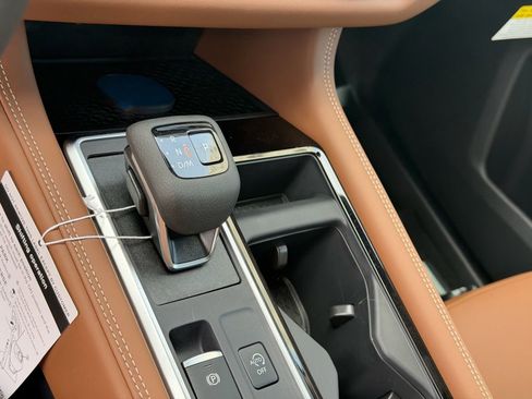 New 2026 Nissan Pathfinder Platinum AWD/4WD image 26