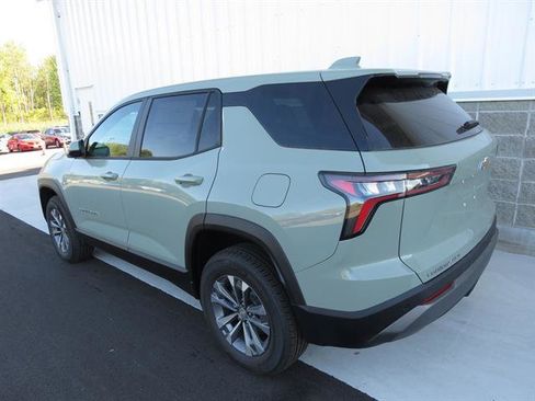 New 2026 Chevrolet Equinox LT w/ Convenience Package II image 9