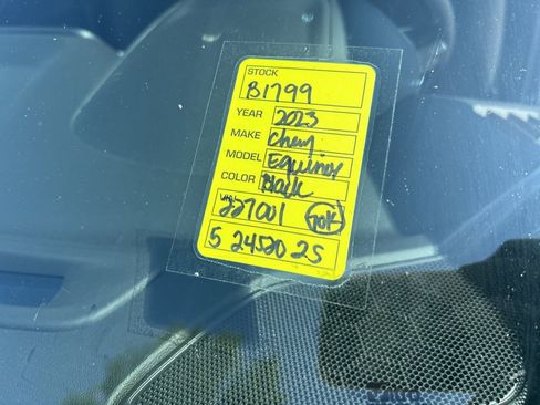 Used 2023 Chevrolet Equinox LT w/ Driver Convenience Package image 54