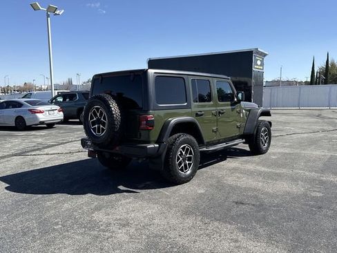 Used 2024 Jeep Wrangler Unlimited Rubicon w/ Technology Group image 29