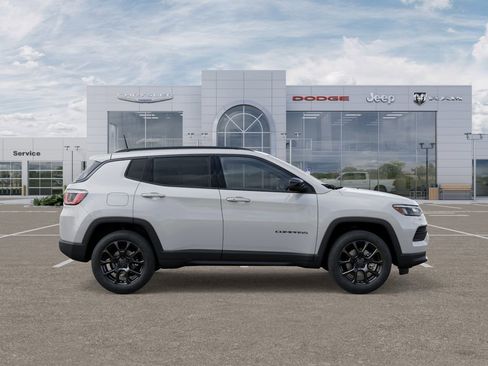 New 2026 Jeep Compass Latitude w/ Quick Order Package 29K image 22