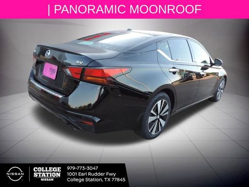 Certified 2020 Nissan Altima 2.5 SV image 4