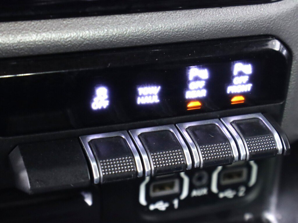 Used 2019 RAM 1500 Big Horn AWD/4WD image 25