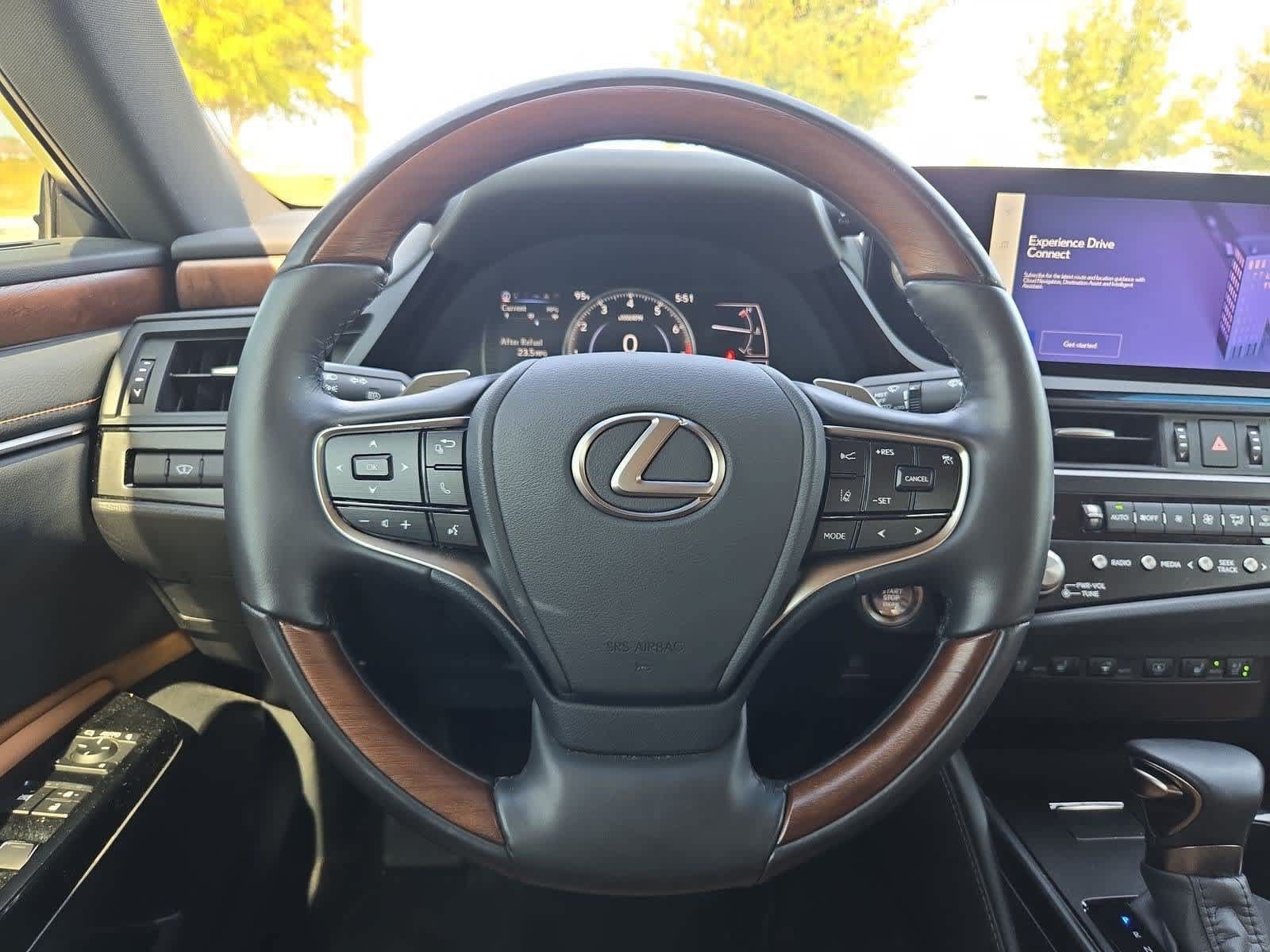 Used 2024 Lexus ES 350 w/ Technology Package FWD image 22