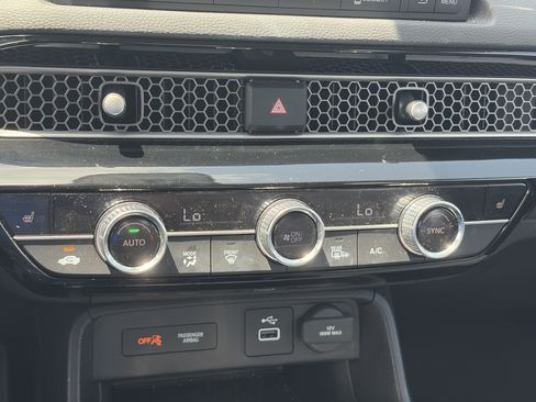 Certified 2024 Honda Civic EX image 30