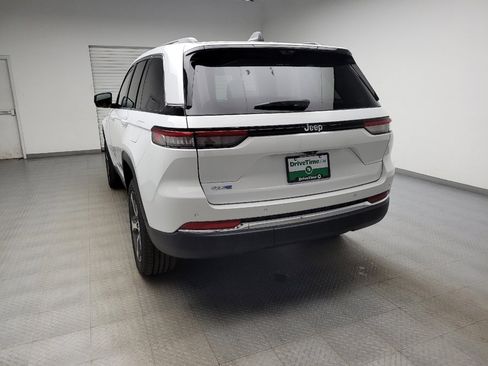 Used 2022 Jeep Grand Cherokee Limited 4xe w/ Luxury Tech Group II AWD/4WD image 6