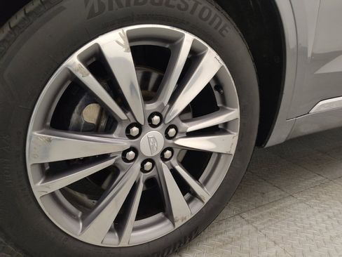 Used 2020 Cadillac XT6 Premium Luxury FWD image 31