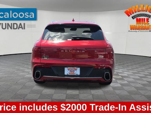 Used 2025 Genesis GV70 2.5T AWD/4WD image 7