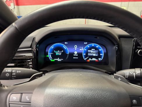 Used 2026 Toyota Camry XSE FWD image 10