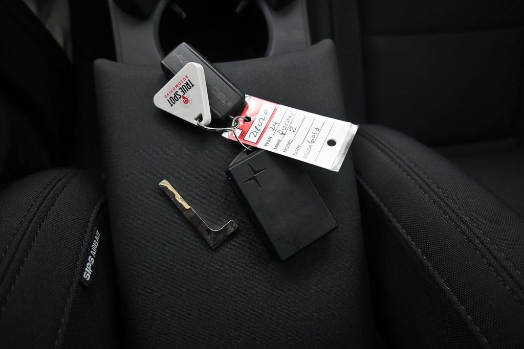 Used 2024 Polestar Polestar 2 AWD/4WD image 18