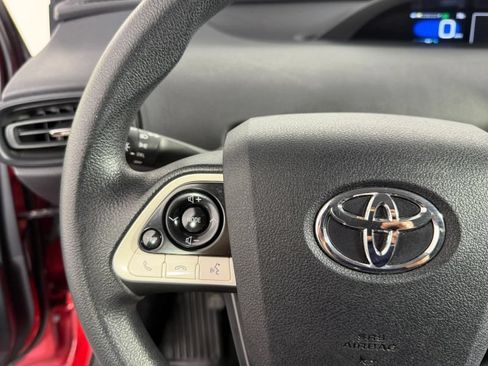 Used 2016 Toyota Prius Two FWD image 27