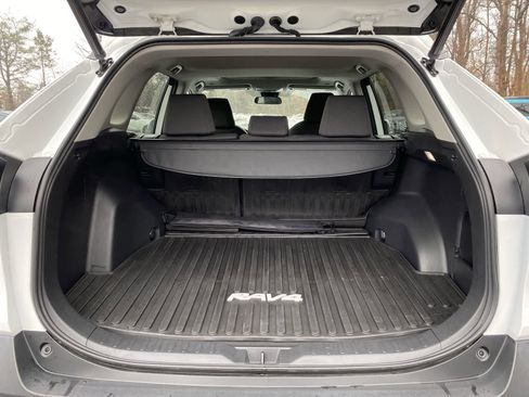 Used 2023 Toyota RAV4 XLE w/ Convenience Package image 11