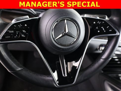 Used 2024 Mercedes-Benz GLE 350 4MATIC w/ AMG Line Exterior image 15