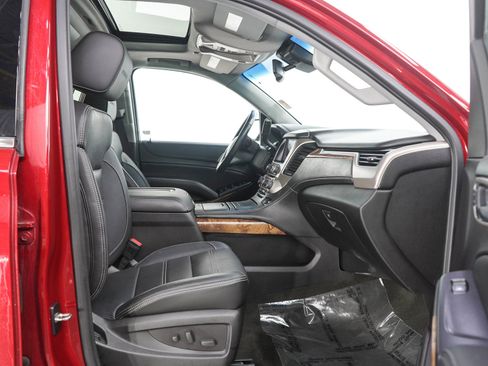 Used 2015 GMC Yukon XL Denali w/ Premium Package AWD/4WD image 11