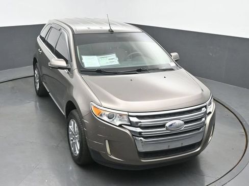 Used 2014 Ford Edge Limited w/ Driver Entry Package AWD/4WD image 16