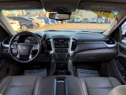 Used 2015 Chevrolet Suburban LT image 28