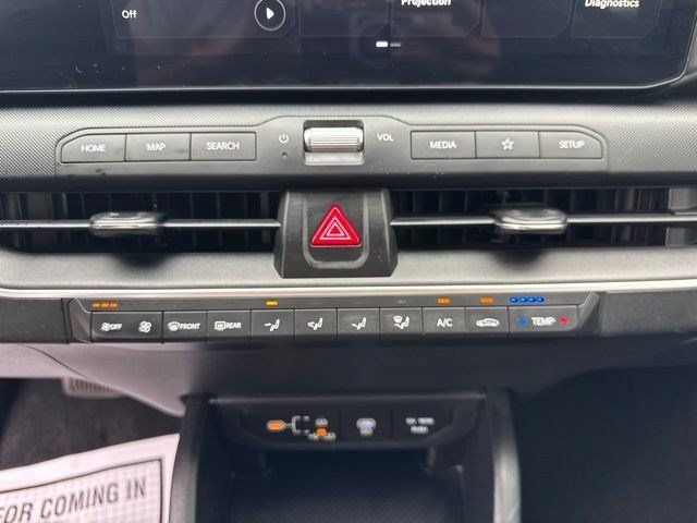 Used 2025 Kia K4 FWD image 27
