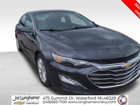 Used 2023 Chevrolet Malibu LT w/ Driver Confidence Package FWD image 2