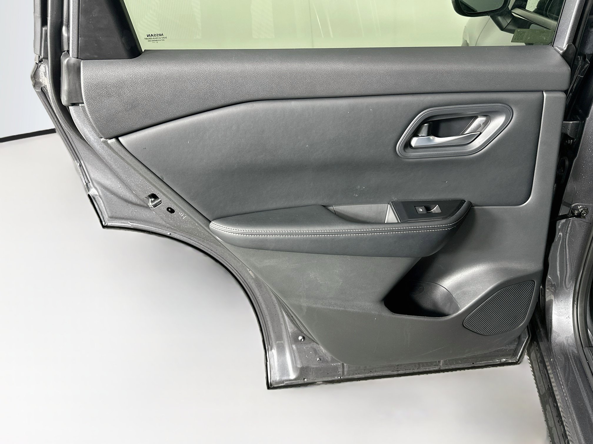 Used 2026 Nissan Rogue SV FWD image 25