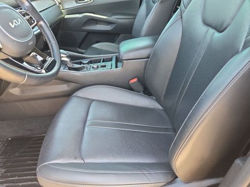 Certified 2023 Kia Sorento X-Line EX AWD/4WD image 15