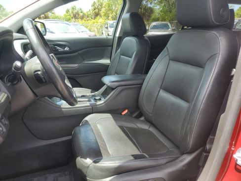 Used 2018 GMC Acadia SLT w/ LPO, Floor Liner Package FWD image 21