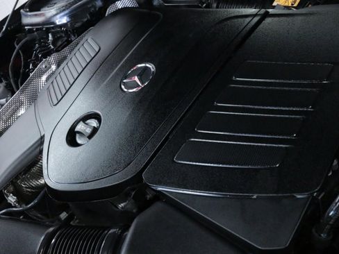 Used 2024 Mercedes-Benz GLC 300 4MATIC image 8