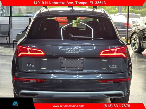 Used 2018 Audi Q5 Prestige w/ Prestige Package AWD/4WD image 11