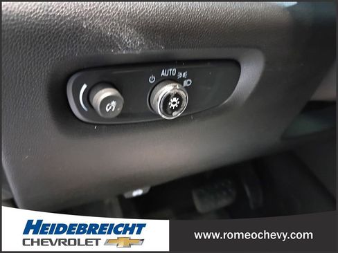 Certified 2023 Chevrolet Traverse LT image 26