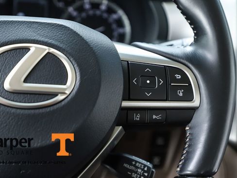 Used 2022 Lexus GX 460 Premium w/ Accessory Package image 22