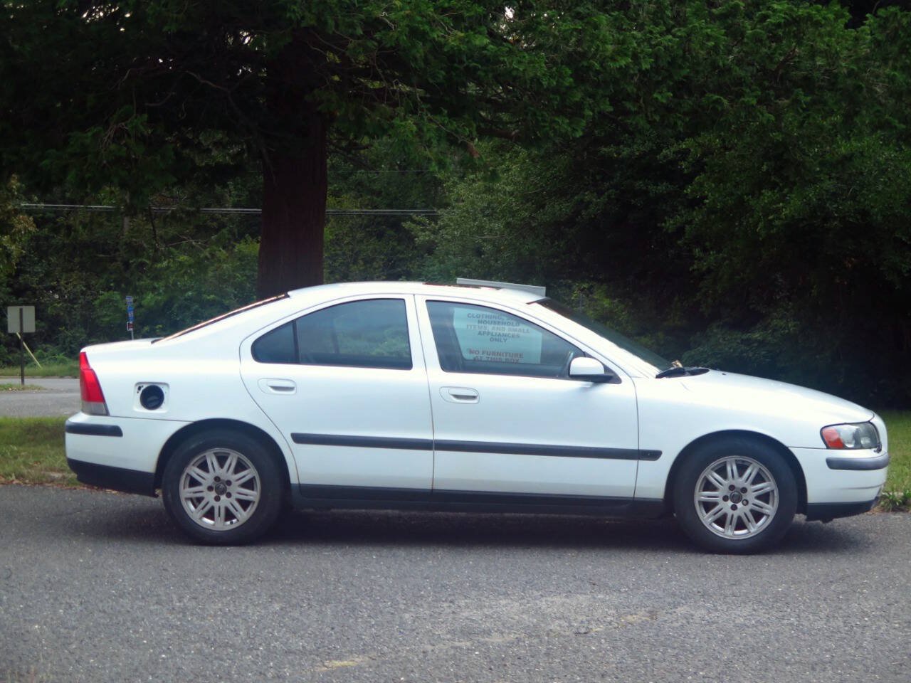 Used 2004 Volvo S60 2.5T FWD image 5