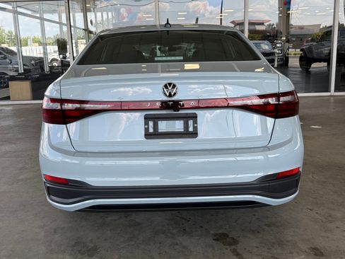Used 2026 Volkswagen Jetta Sport FWD image 10