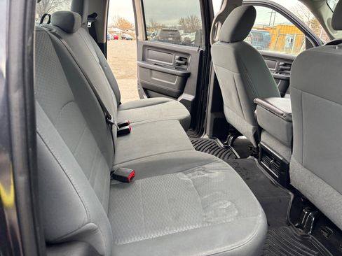 Used 2017 RAM 1500 Express image 20