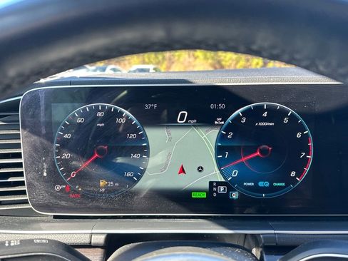 Used 2023 Mercedes-Benz GLS 450 4MATIC image 23