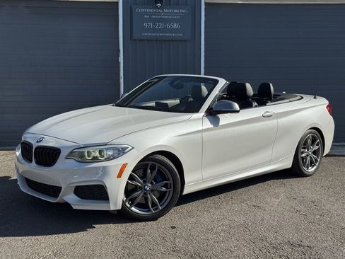 Used 2015 BMW M235i Convertible RWD image 1