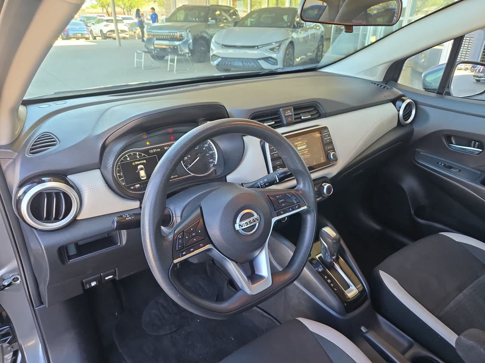 Used 2020 Nissan Versa SV FWD image 10