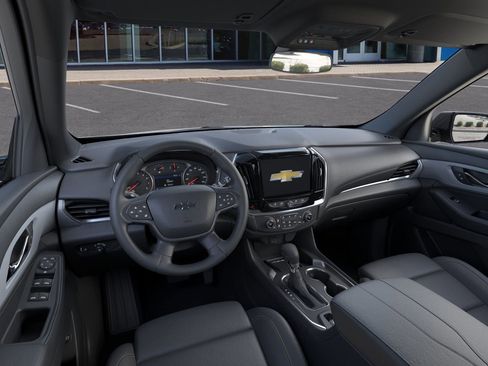 Used 2023 Chevrolet Traverse LT w/ Midnight/Sport Edition image 15