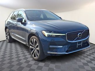 Used 2023 Volvo XC60 B5 Ultimate w/ Climate Package AWD/4WD video 1