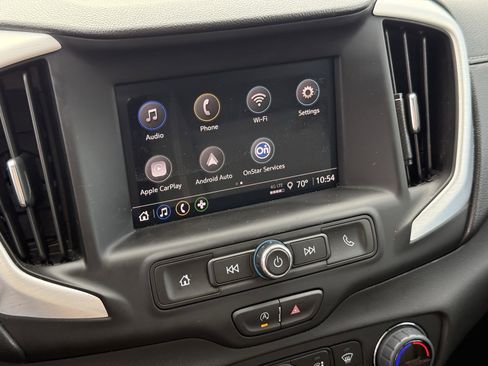 Used 2024 GMC Terrain SLE w/ Driver Convenience Package image 20